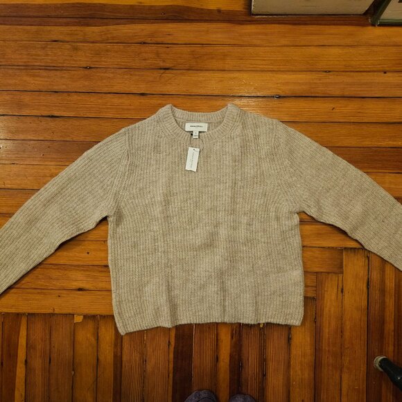 NWT Banana Republic Wool / Alpaca Sweater SMALL - Picture 2 of 6